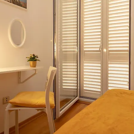 Apartment Nik - Cosy And Stylish